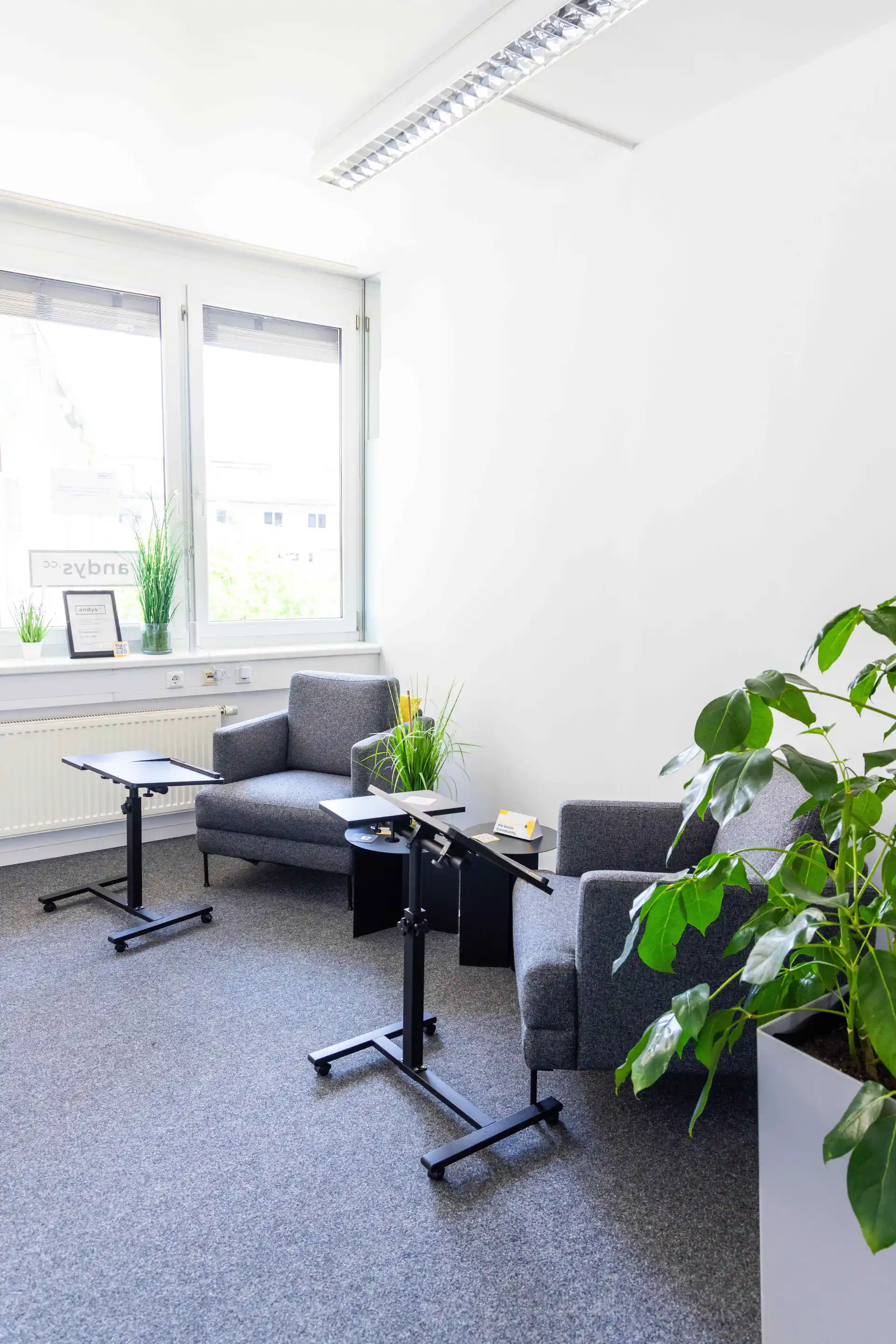 Anton-Baumgartner-Straße 125 image 1